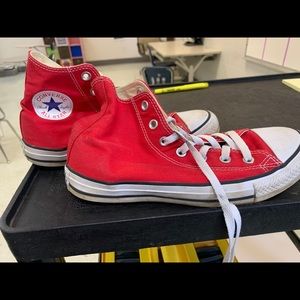 Converse high top tennis shoes